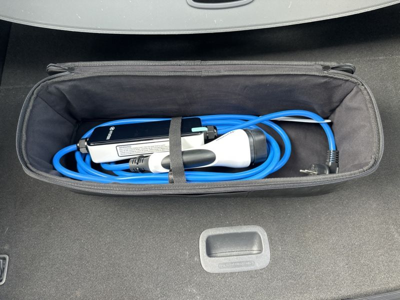 Théobald Occasion Hyundai Ioniq Electrique Berline Bleu